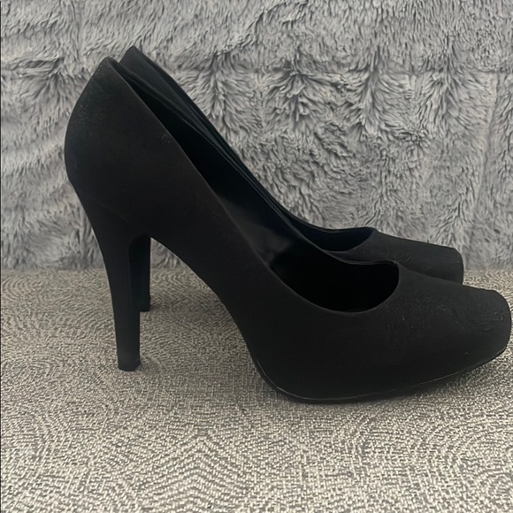 Sparkly black shoes size 9 - Picture 3 of 4